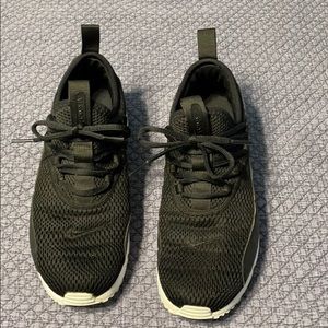 Nike AIRMAX  sneakers.